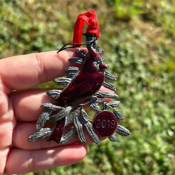 4/$50 RED Cardinal pewter ornament,  Christmas tree ornament - Picture 3 of 5